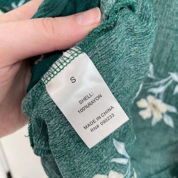 LOTTIE MOSS Faux Wrap Green Floral Flutter Sleeve Crop Top Women’s Size S - Picture 5 of 6